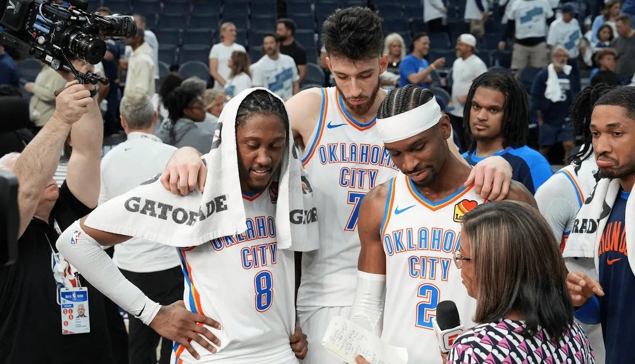 爱游戏官网-包含今晨多特蒙德备战NBA季后赛,更衣室发声细节曝光,悬念犹存,轮换策略成焦点的词条