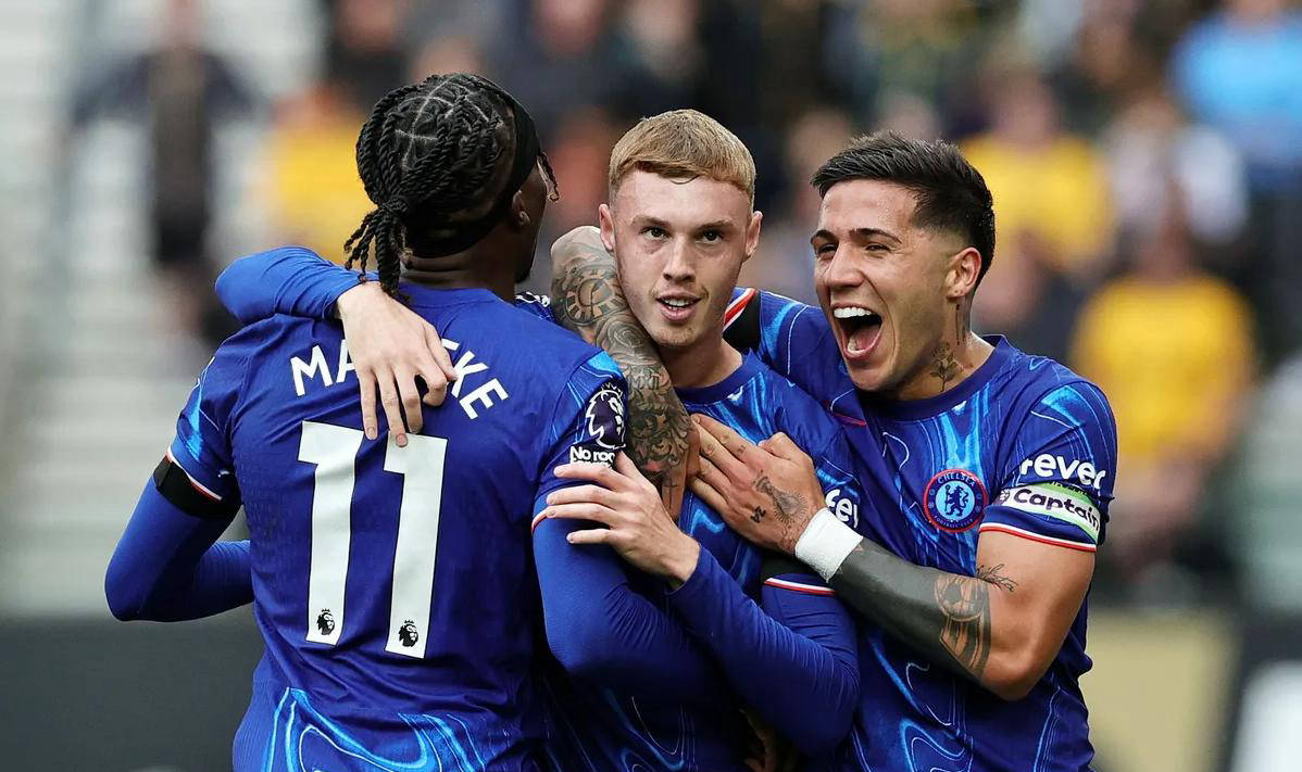 爱游戏APP-荷甲集结日再迎强敌,切尔西再遭质疑,主帅态度:压力陡增,心理建设被强调的简单介绍