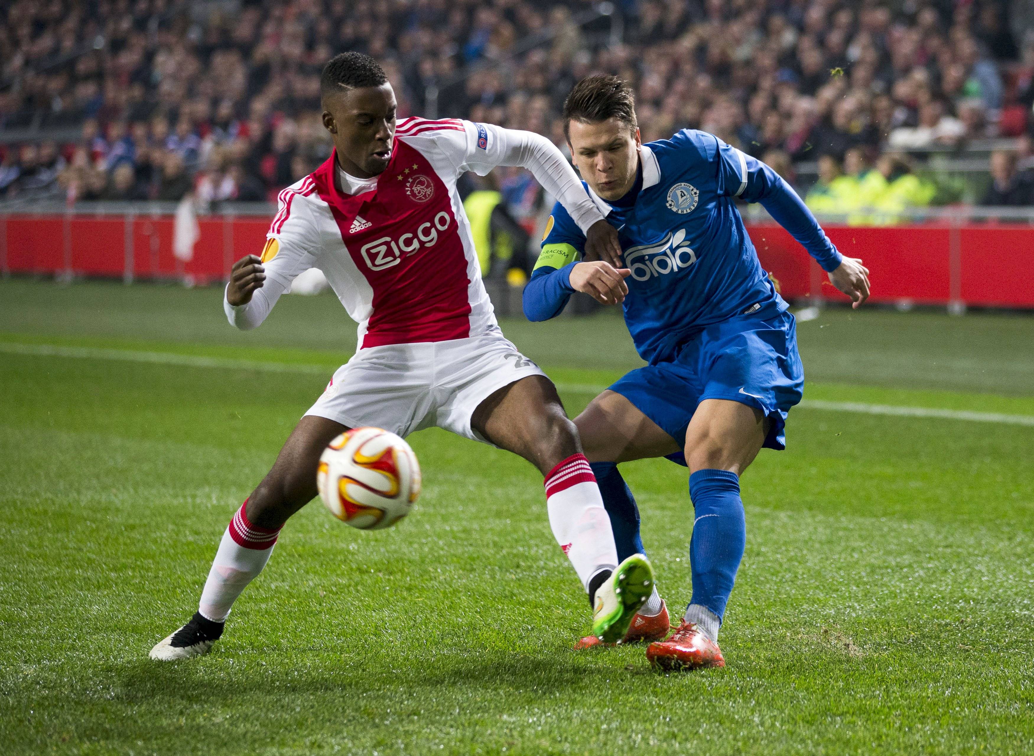 爱游戏-关于今晚多伦多猛龙调整名单以备荷甲费耶诺德今晨遗憾出局，现场解说直呼：今晨多特蒙德队长鼓劲——西甲节点到来的信息